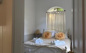 Celestial Dew Guesthouse In